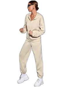 ชุดเสื้อสเวตเตอร์ขนแกะมีฮู้ดแบบสั้นมีซิปเย็บปักลายตามสั่งสำหรับผู้หญิงชุดลำลอง - Product Image 4