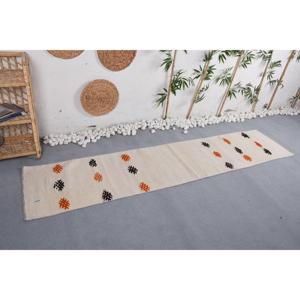 Alfombra Kilim Vintage de 1.8x8.4 pies, Alfombra Turca de Lana Beige Naranja con Diseño de Camuflaje - Product Image 4