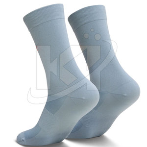 Calcetines de ciclismo hechos a medida Calcetines de ciclismo transpirables Logo Diseña tus propios calcetines de ciclismo para hombres a la venta - Product Image 3