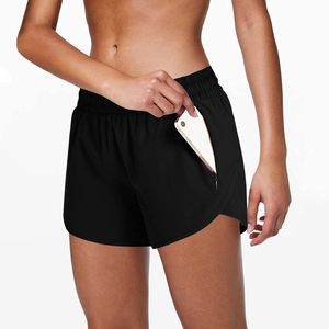 Shorts de sport pour femme OEM personnalisés, double couche, effet froncé aux fesses, pour l'été, la gym, la course et l'entraînement, grandes tailles - Product Image 3