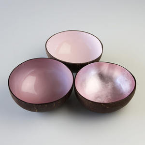 Venta caliente cuencos de laca de cáscara de coco natural lacado cuenco de coco hecho a mano en Vietnam - Product Image 1