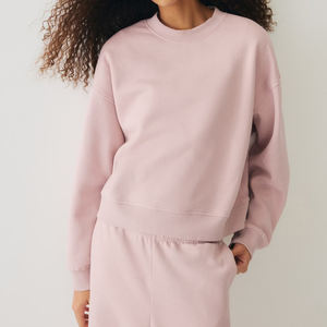 Ensemble de survêtement en molleton doux pour femmes tendance 2026, haut à manches longues confortable et décontracté et pantalon assorti pour un usage décontracté - Product Image 3