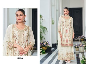 Costume élégant en soie chinon lourd avec broderie de séquence Jari 3mm multi-fils et tenue de travail Zarkan parfaite pour la fête - Product Image 3