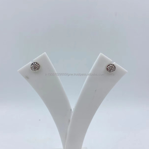 Pendientes llamativos de plata esterlina de inspiración vintage para mujer, chapado en oro blanco puro, gran idea de regalo para bodas y fiestas - Product Image 1