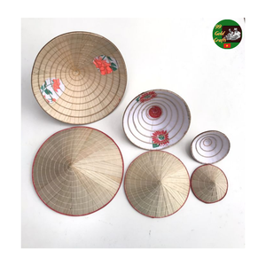 Chapeau conique vietnamien traditionnel Non La en feuille de palmier fait à la main en gros, chapeau conique asiatique Non La/ chapeau conique en soie vietnamien - Product Image 4