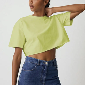 Camiseta recortada de gran tamaño con ajuste holgado de Color negro más a la moda para mujer con cuello redondo, camiseta recortada para mujer, Tops cortos para mujer - Product Image 4