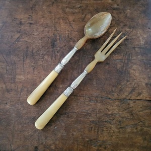 Juego de servidor de ensalada de cuerno natural de 2 uds con mango de hueso cuchara y tenedor Servidor de ensalada personalizado y mezcla de utensilios de cocina y vajilla - Product Image 3