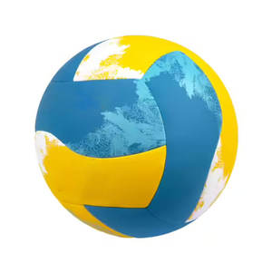 Pelota de voleibol de PU suave impresa personalizada de alta calidad hecha en Pakistán, pelota de voleibol de fútbol de entrenamiento - Product Image 3