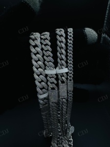 Personalizado VVS Moissanite diamante plata esterlina chapado en oro blanco Hip Hop rapero estilo totalmente helado cadena de eslabones cubanos para hombres - Product Image 4