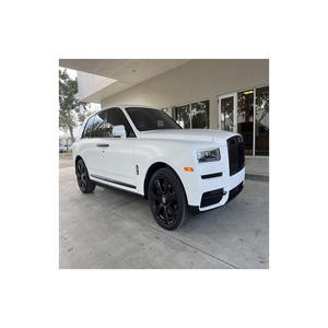 Bentley Flying Spur Turbo RWD con ACC, Asientos de Cuero, Interior Oscuro, Rines R17, Sistema de Entretenimiento en el Asiento Trasero - Product Image 4