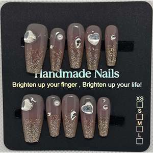 Unghie finte piccole effetto zucchero di canna - Product Image 1