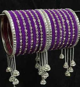 Conjunto de brazalete tradicional Kundan Jhumka, hilo de perlas múltiples, recuerdo de boda indio Haldi Punjabi Chuda, brazaletes nupciales a la moda - Product Image 6