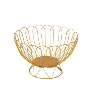 Corbeille de fruits élégante en fer de ferme avec rouleaux fabriqués à la main et manteau de poudre premium pour l'affichage de fruits de cuisine - Product Image 4