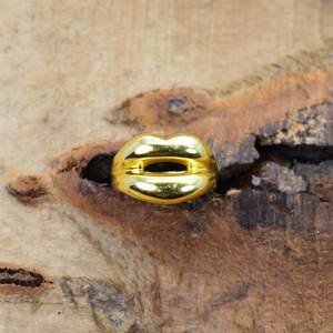 Anillo llamativo con forma de labio bohemio de plata 925 con chapado en oro, anillo peculiar para boda/fiesta para mujer, regalo para niñas - Product Image 2