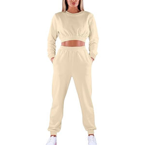 2025 tendance femmes Crop survêtement deux pièces tenue à capuche avec Joggers OEM vente en gros parfait pour la mode Street wear étiquettes - Product Image 1