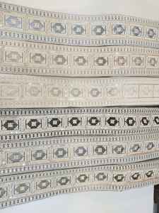 ผ้าลูกไม้ตาข่ายแบบนิ่มสำหรับสุภาพสตรีผ้าลูกไม้ปักลายดอกไม้ดีไซน์แฟชั่น - Product Image 2