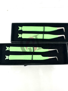 Vente en gros meilleure lance à 90 degrés revêtement en poudre mate menthe face arrière conception de papillon pince à épiler Extension de cils Instrument de beauté - Product Image 6