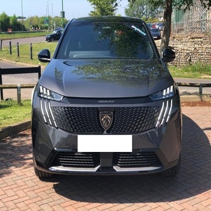 PEUGEOT 3008 73KWH GT Auto 5 Portes, Occasion, LHD/RHD, Année 2024 - Product Image 1