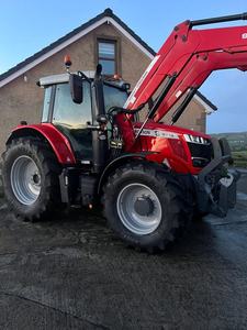 Compre Tractores Agrícolas Massey Ferguson Usados 290/385/240/375 de 220HP con Motor 2WD/4WD Disponible, Bomba de Engranajes de Motor Económica - Product Image 3