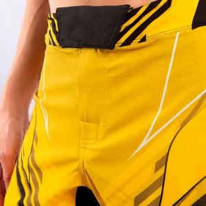 Pantalones cortos de boxeo MMA de alta calidad pantalones cortos de boxeo MMA personalizados ropa deportiva hombres sublimación pantalones cortos de boxeo hechos por Pakistán - Product Image 5