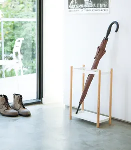 Porte-parapluie rectangulaire en bois brun brillant avec pieds en métal robuste, parfait pour les hôtels et la décoration du hall de la maison - Product Image 3