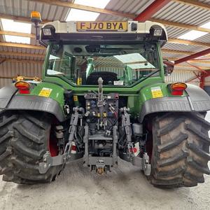 Qualité supérieure assez utilisé Fendt 211 Vario tracteur de marche automatique 4WD longue durée de vie clé comprend pompe moteur à engrenages - Product Image 5
