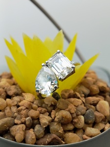 ¡Anillo de boda de compromiso de moissanita VVS solitario elegante personalizado en oro de 14K 925 Plata 18K para fiestas de aniversarios 100% de moda! - Product Image 5