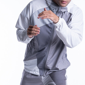 Chaquetas Deportivas de Alta Calidad con Diseño de Bloques de Color, Forro de Malla, Chaqueta Cortavientos Personalizada para Hombre - Product Image 2