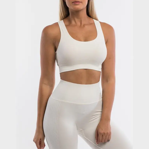 Nouvel ensemble soutien-gorge de sport sans couture sexy à maintien élevé et leggings en Spandex/Nylon avec dentelle et col rond – Confort optimal pour femme - Product Image 1