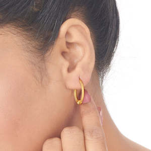 Boucles d'oreilles créoles plaquées or avec perles et zircons, style religieux tendance pour fêtes et cadeaux - Product Image 3