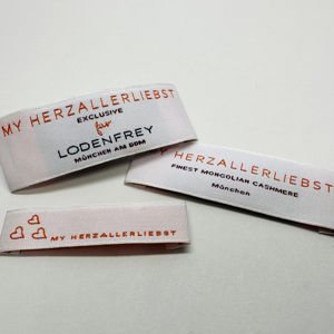 Broche en bois de haute qualité étiquette tissée haute densité mode Logo conception aiguille métier à tisser étiquette de marque pour vêtement vêtements vêtements - Product Image 2