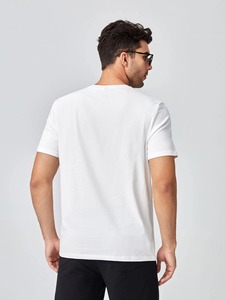 Camisetas de hombre 100% algodón por encargo logotipo impreso ropa de calle camisetas de hombre de alta calidad a la venta a precio al por mayor - Product Image 3