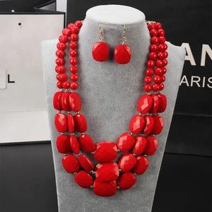 Collier en cristal de résine artisanal pour femmes, style élégant pour les fêtes, pendentifs de mode, colliers de bijoux de mode - Product Image 2