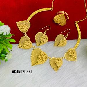 ชุดสร้อยคอชุบทองออนไลน์สไตล์คลาสสิกดีไซน์เนอร์ชุดกล่องหนึ่งกรัมลายดอกไม้แบบโซ่สำหรับงานแต่งงาน - Product Image 4