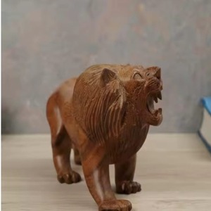 Estatua de León de madera Natural hecha a mano, figuritas de animales talladas a mano, decoración de mesa de escritorio, arte de escultura artesanal - Product Image 2