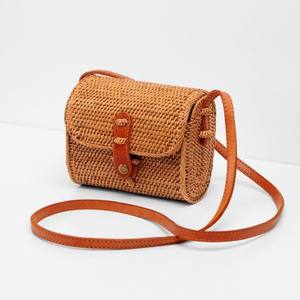 Bolsos de mensajero de ratán natural al por mayor, bolso de hombro para mujer, bolso para artículos diarios - Product Image 2