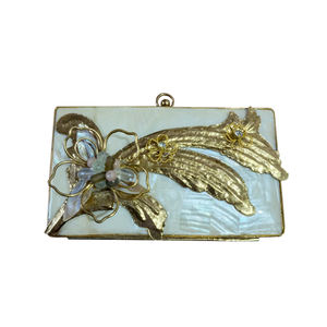 Clutch de Noche Artesanal con Cristales Exquisitos y Detalles de Perlas, Latón y Lujo - Product Image 4