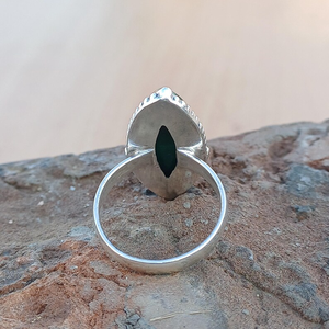 Belle malachite verte naturelle en argent sterling 925 en forme de marquise Bagues fines de créateur au prix de gros - Product Image 4