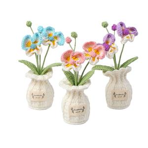 Adornos de Flores Inmortales de Orquídea Mariposa de Lana Tejida a Crochet, Ecológicos y Hechos a Mano, Artesanías Textiles Transfronterizas para Niños - Product Image 5