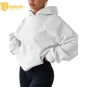 เสื้อครอปไซส์ใหญ่พิเศษสำหรับผู้หญิงเสื้อมีฮู้ดแฟชั่นผ้าฝ้าย100% สั้นโอเวอร์ไซส์สำหรับผู้หญิง - Product Image 3