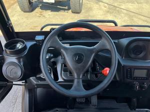 Best Price Kubota RTV-X900 4WD Utility Vehicle Gear <b>Drive</b> 4-Seater EPA EEC Certificates 500-800W 50-75Km/h Grade Ability 10 - Product Image 6