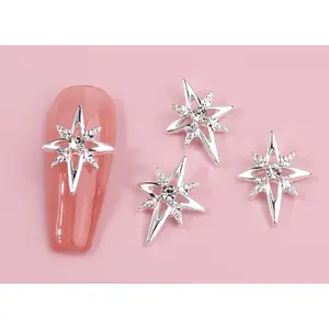 Charm a Forma di Stella Argentata per Decorazioni Unghie - Product Image 1