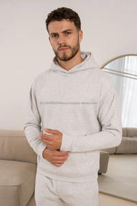 Fábrica de Ropa Global, Proveedor OEM de Trajes Deportivos para Hombre, Fabricante, Exportador, Ropa Personalizada de Marca Privada, Producción al por Mayor - Product Image 3