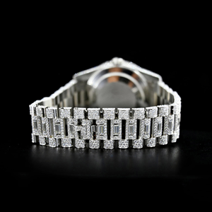 Montre en diamant Vvs Mossanite de conception de luxe pour l'école de commerce de promotion et les vêtements de bureau du fournisseur indien - Product Image 4