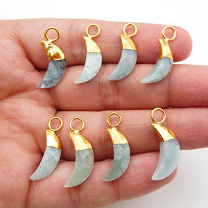 Colgante de Aguamarina con fianza única, joyería de plata galvanizada de media luna, dijes de media luna, colgantes minimalistas facetados de piedras preciosas, regalo - Product Image 3