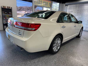 Lincoln MKZ Híbrido 2012 Usado, Volante a la Izquierda - Product Image 5