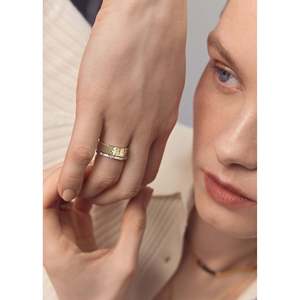 Anillo de Compromiso de Oro Sólido de 14k con Diamantes Cultivados en Laboratorio, Corte Baguette, Media Eternidad, para Mujer, Marca Pia - Product Image 2