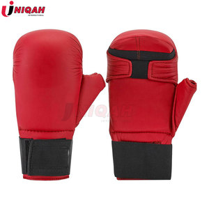 ถุงมือชกมวยหนังวัวแบบใส่สบายโลโก้ส่วนตัวสไตล์ชนะเลิศสำหรับฝึกซ้อมและซ้อม - Product Image 3