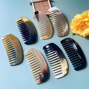 Peigne en corne de buffle moderne, fait à la main, écologique et naturel, antistatique pour la croissance des cheveux, le soin de la barbe, soin doux du cuir chevelu, Saniya - Product Image 5