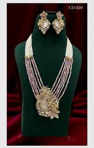 Collier ras du cou Rani Haar multicouche avec perles Kundan et rubis avec boucles d'oreilles artisanales - Product Image 4